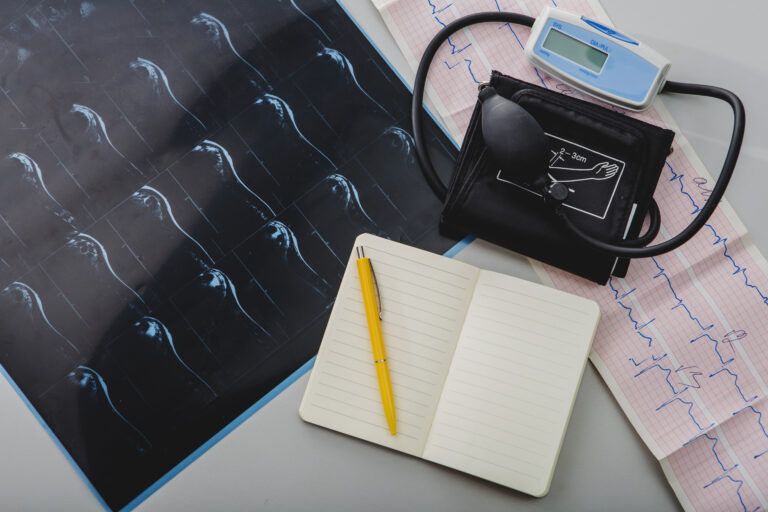 Jak prowadzić dziennik aktywności podczas badania holterem EKG